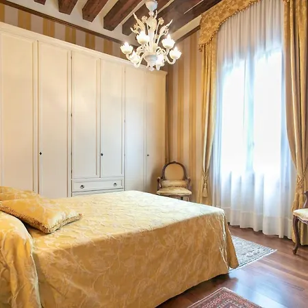 Ai Putti Apartment