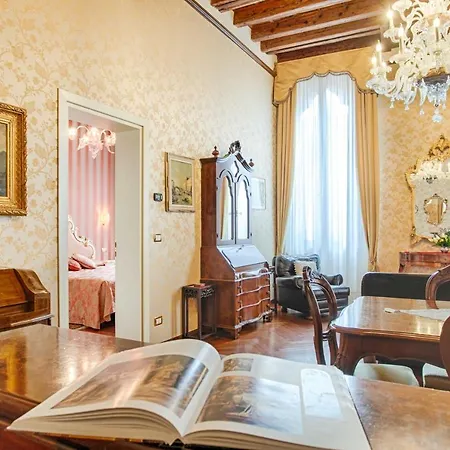 Apartment Ai Putti Venice